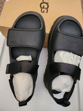 UGG Goldenglow Black Platform Sandals